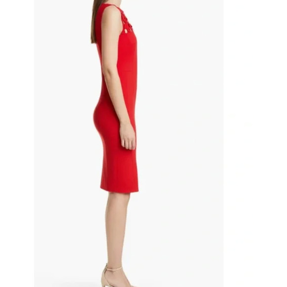 AKRIS Dot Appliqué Ponte Sheath Dress Punto Red Sheath Cocktail Dress 2 NWOT - Picture 3 of 11